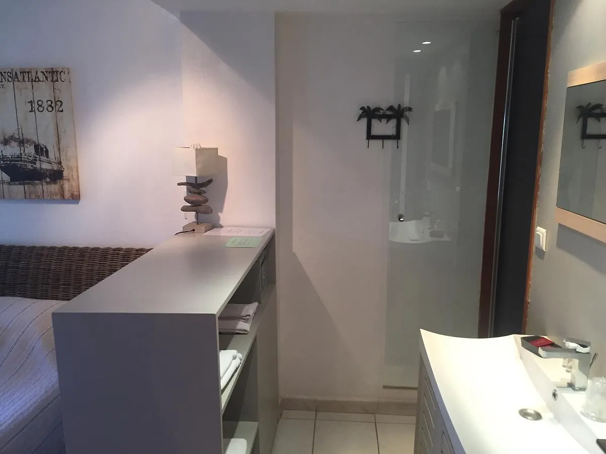 Couette-café Hostellerie Provencale Port-Cros